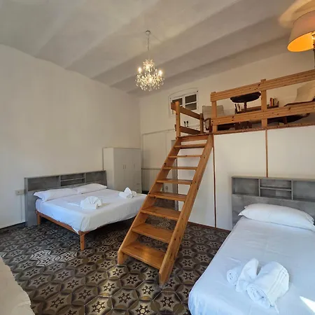 Apartment Cyrano - By Turent *